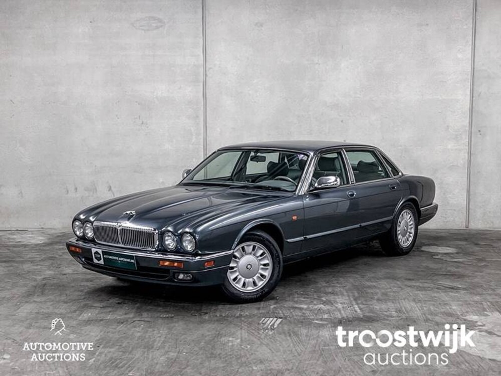 Jaguar Sovereign 4.0 241pk 1996, KF-887-F