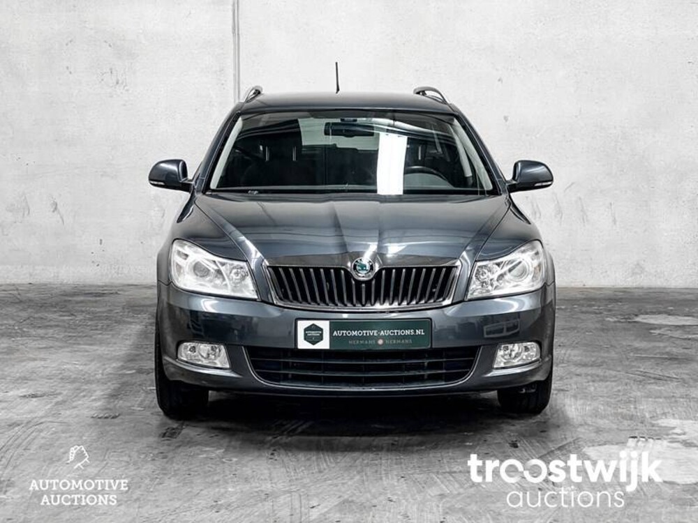 Skoda Octavia Combi 1.8 TSI Elegance 160pk 2012, 64-SXX-5