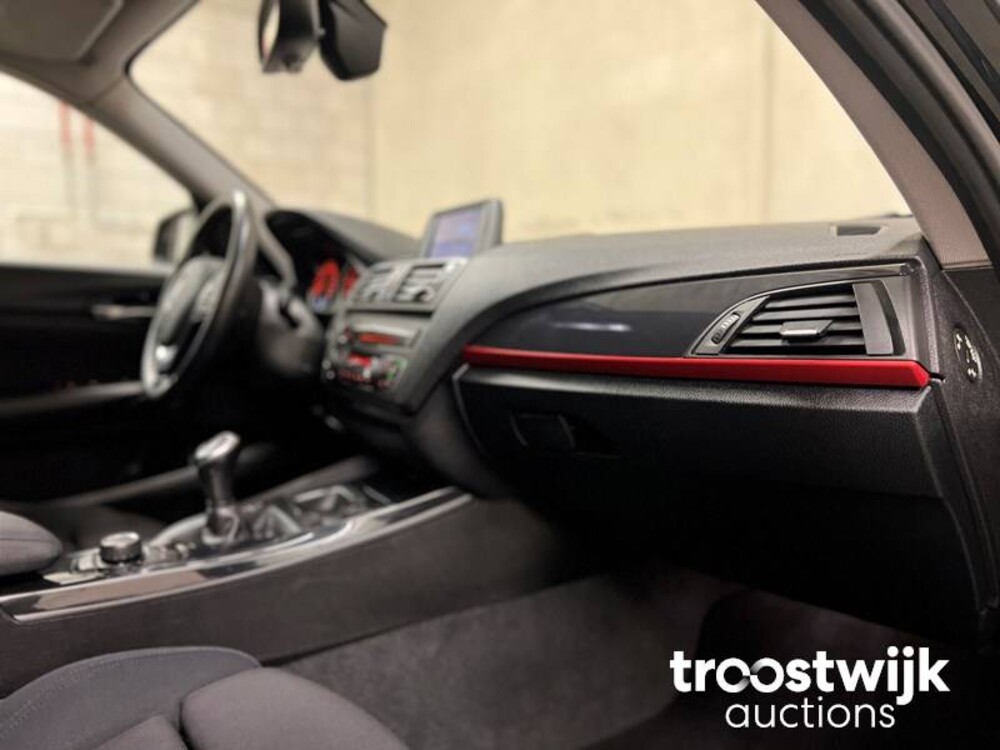 BMW 118i Sportline Business F20  1-serie 170pk 2012, J-413-GL