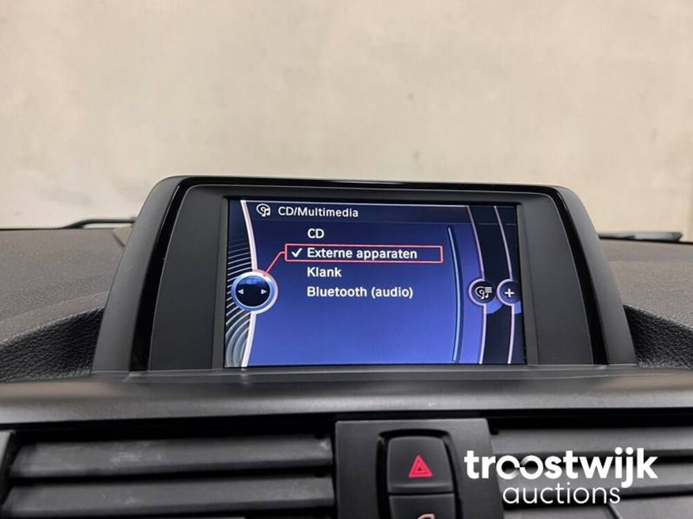 BMW 118i Sportline Business F20  1-serie 170pk 2012, J-413-GL