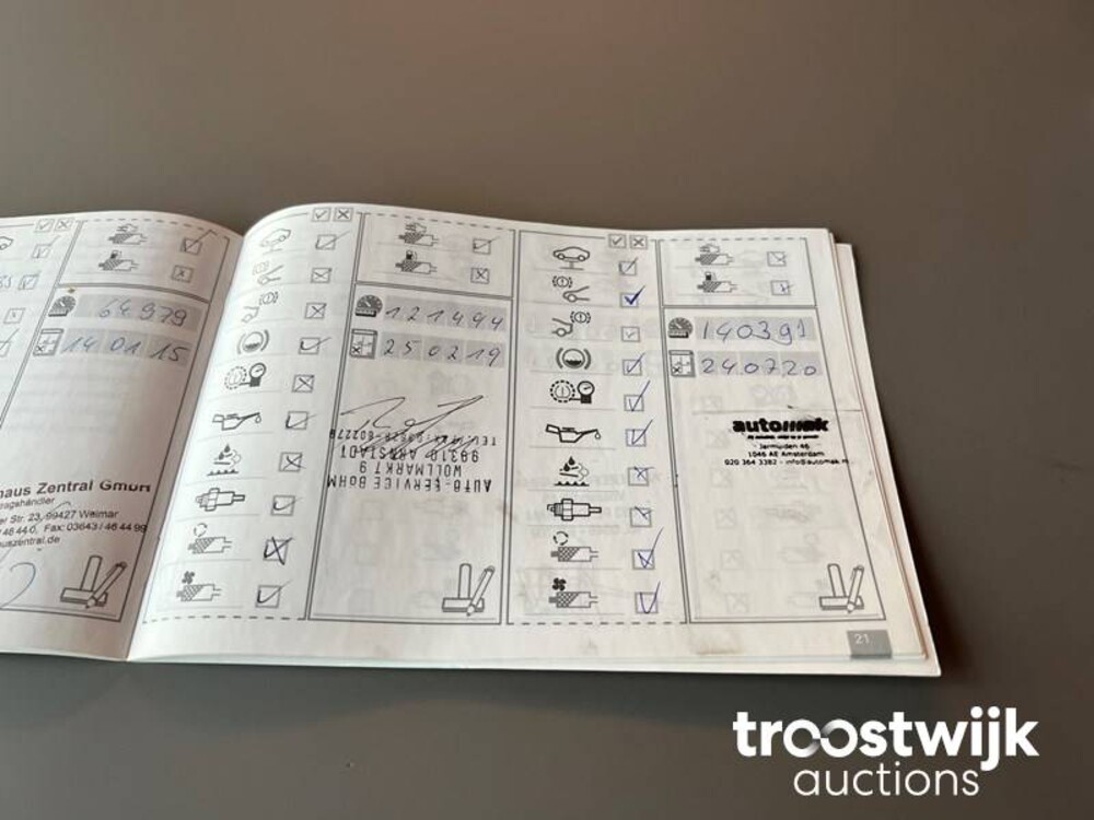 BMW 118i Sportline Business F20  1-serie 170pk 2012, J-413-GL