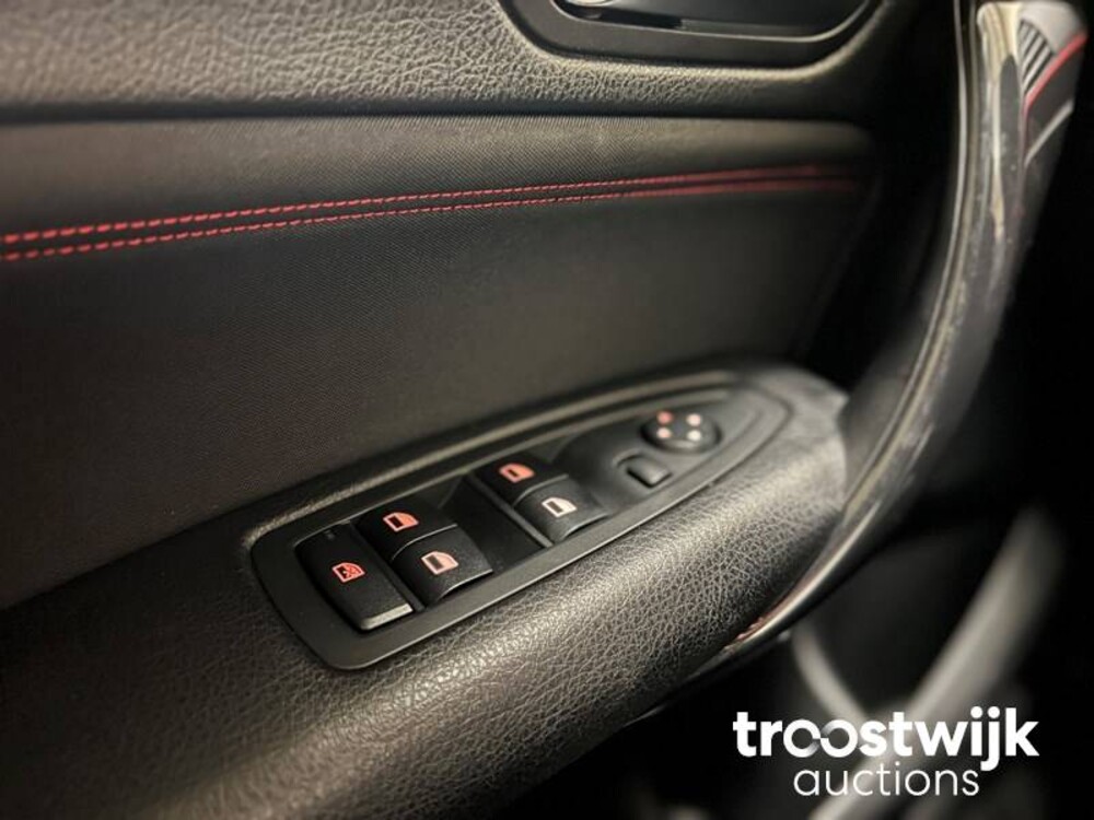 BMW 118i Sportline Business F20  1-serie 170pk 2012, J-413-GL