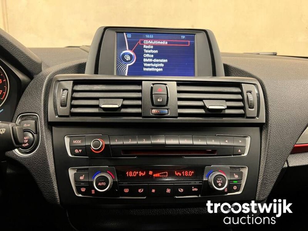 BMW 118i Sportline Business F20  1-serie 170pk 2012, J-413-GL