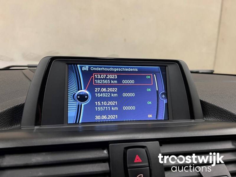 BMW 118i Sportline Business F20  1-serie 170pk 2012, J-413-GL