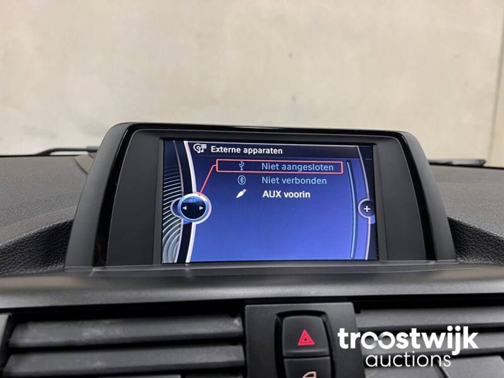 BMW 118i Sportline Business F20  1-serie 170pk 2012, J-413-GL