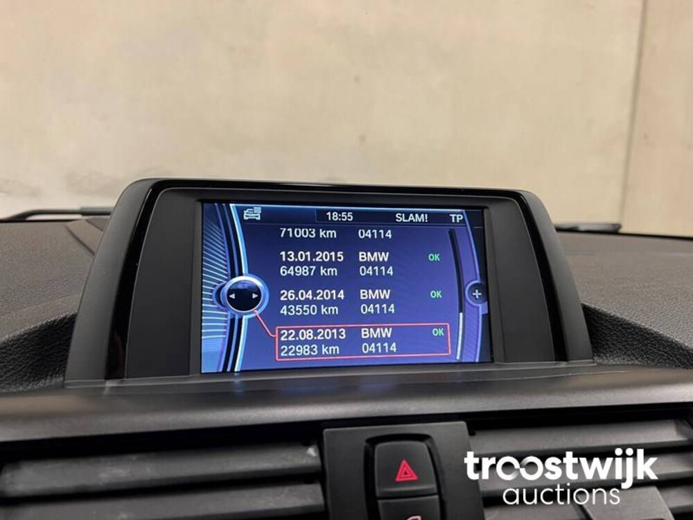 BMW 118i Sportline Business F20  1-serie 170pk 2012, J-413-GL