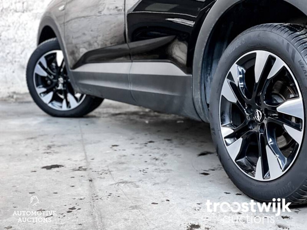 Opel Grandland X 1.2 Turbo Innovation 131pk 2019, H-658-PK