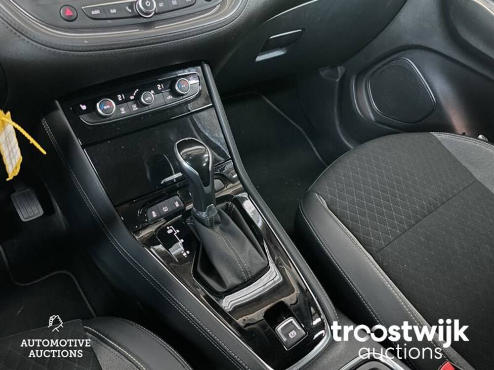 Opel Grandland X 1.2 Turbo Innovation 131pk 2019, H-658-PK