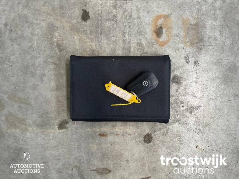 Opel Grandland X 1.2 Turbo Innovation 131pk 2019, H-658-PK