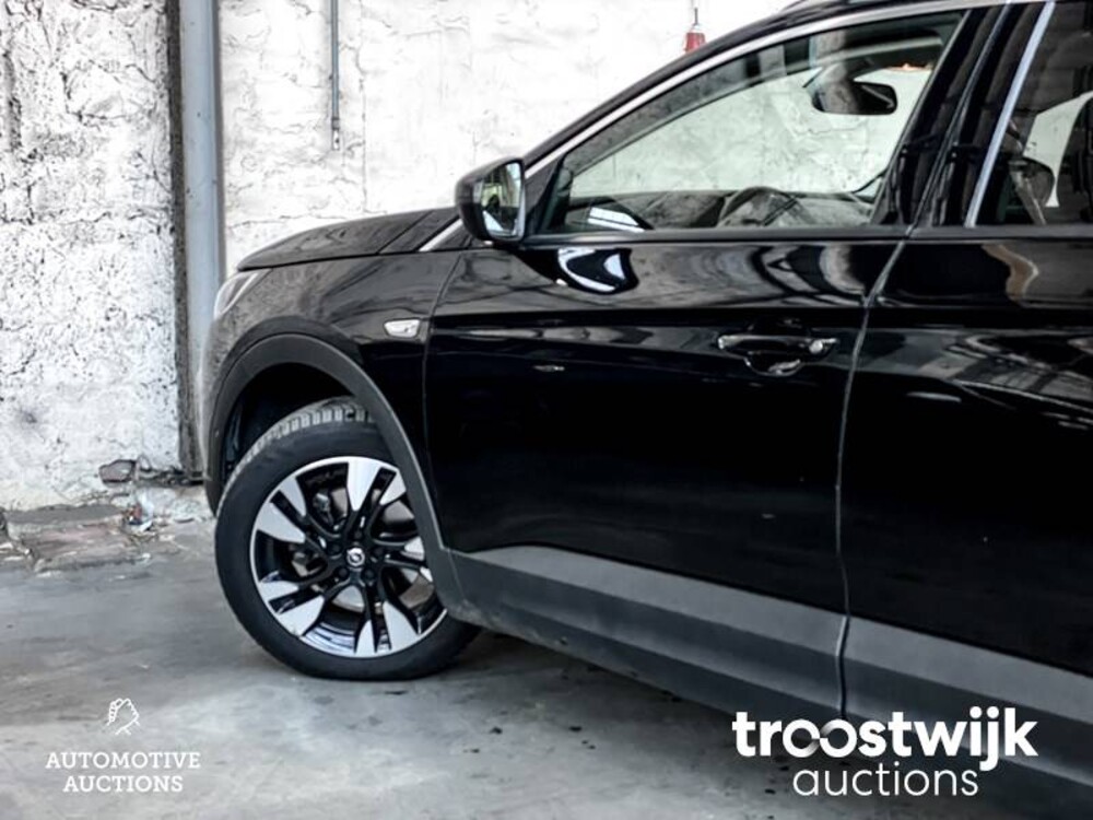 Opel Grandland X 1.2 Turbo Innovation 131pk 2019, H-658-PK