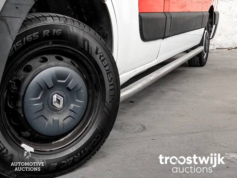 Renault Master T33 2.3 dCi L2H2 Bedrijfswagen
