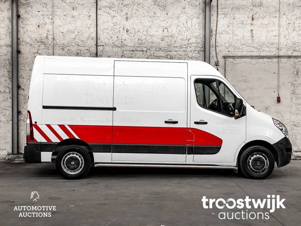 Renault Master T33 2.3 dCi L2H2 Bedrijfswagen