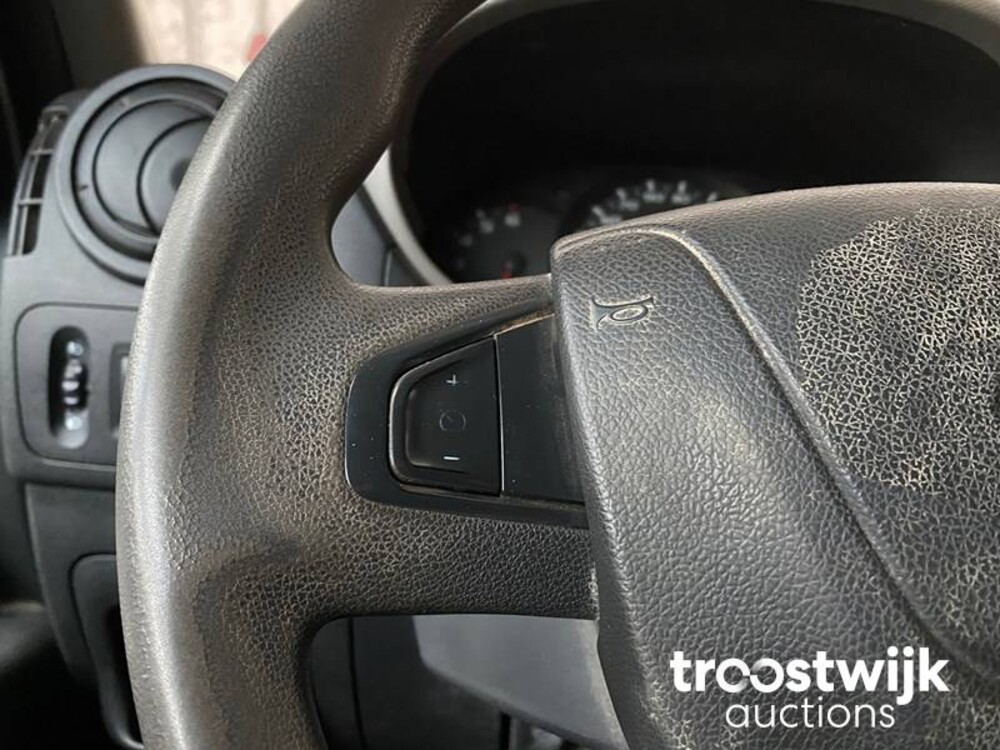 Renault Master T33 2.3 dCi L2H2 Bedrijfswagen