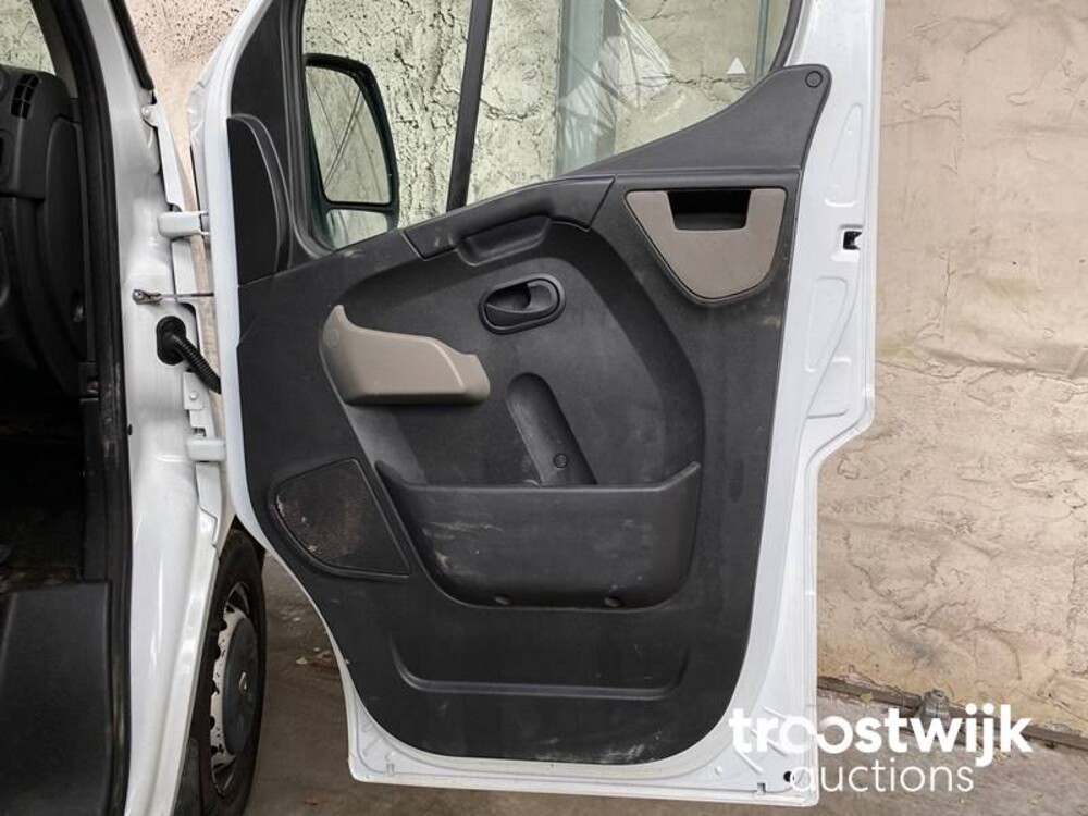 Renault Master T33 2.3 dCi L2H2 Bedrijfswagen