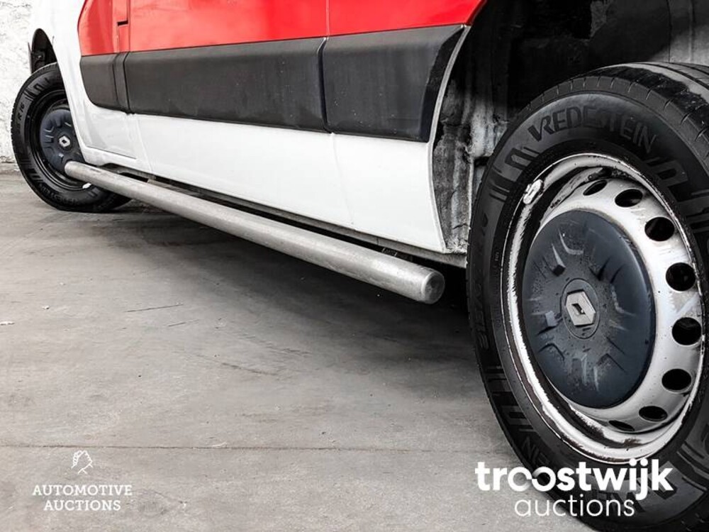 Renault Master T33 2.3 dCi L2H2 Bedrijfswagen