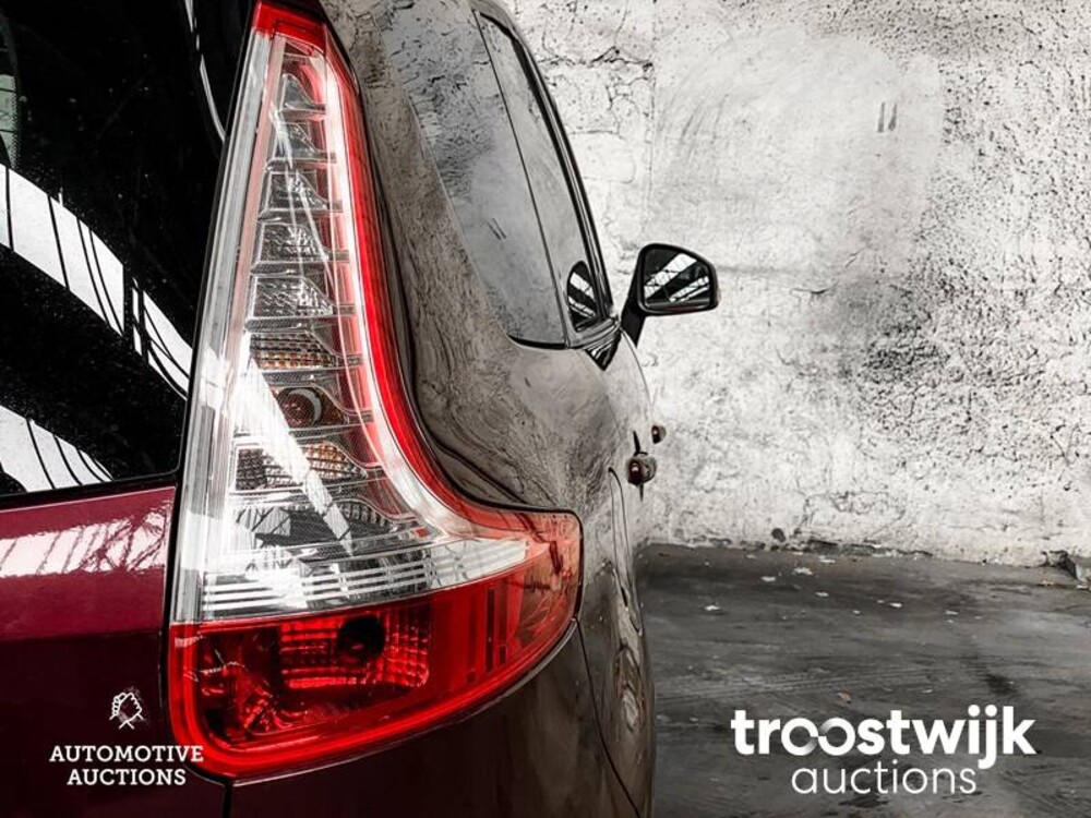 Renault Grand Scenic Bose 1.2 TCe 131pk 2014 -Orig. NL-, 8-TGK-75