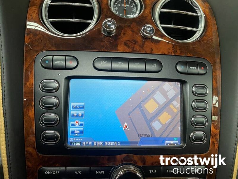 Bentley Continental Flying Spur 6.0 W12 560pk 2006 -Youngtimer-