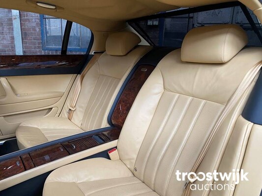 Bentley Continental Flying Spur 6.0 W12 560pk 2006 -Youngtimer-