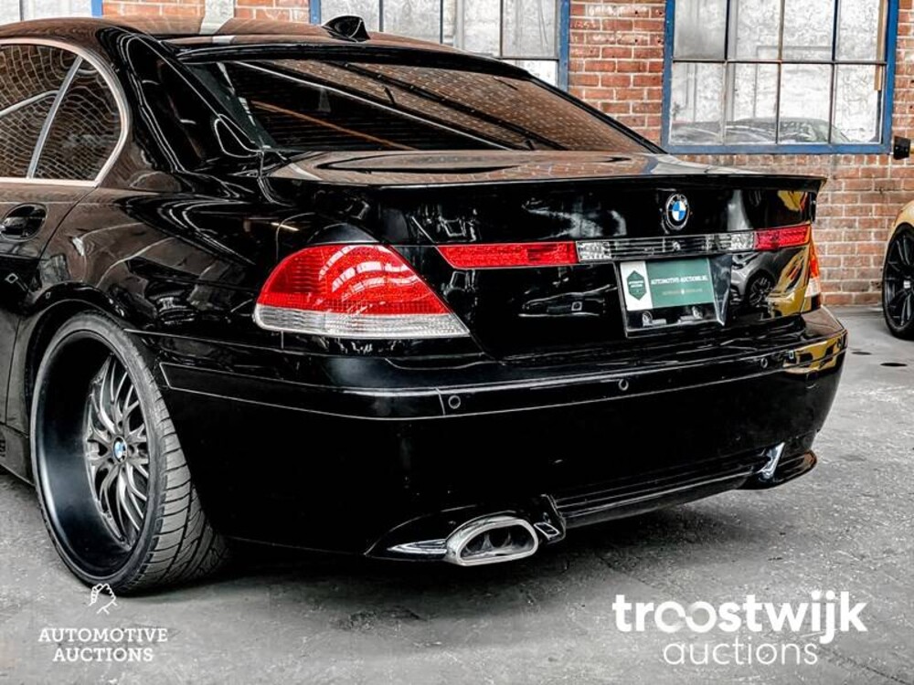 BMW 745i Executive E65 4.4 V8  2004 333pk -Youngtimer-