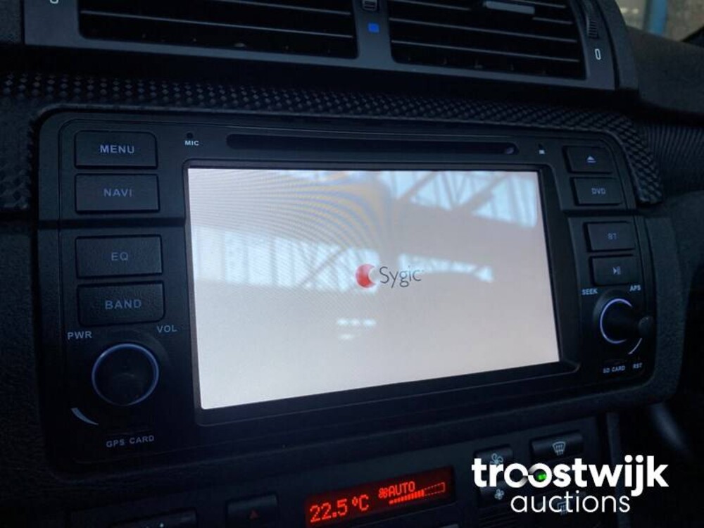 BMW 330Ci Executive E46 300pk 2003, G-943-KT