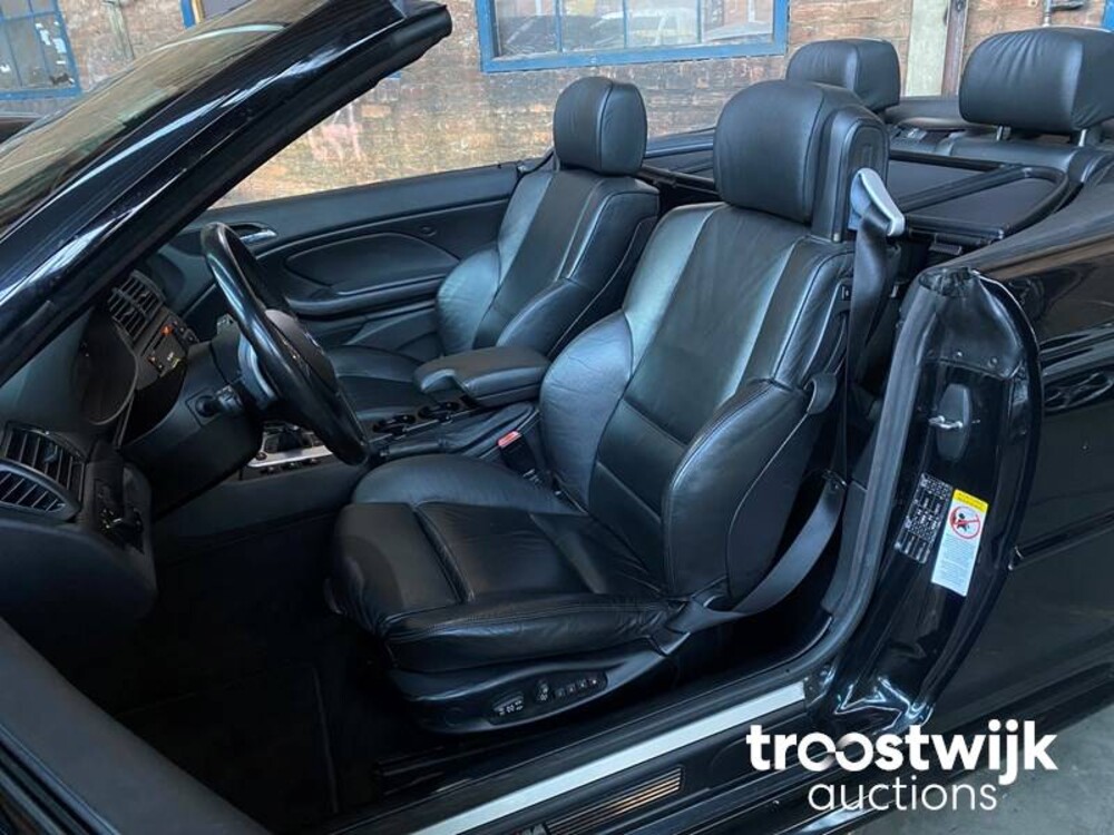 BMW 330Ci Executive E46 300pk 2003, G-943-KT