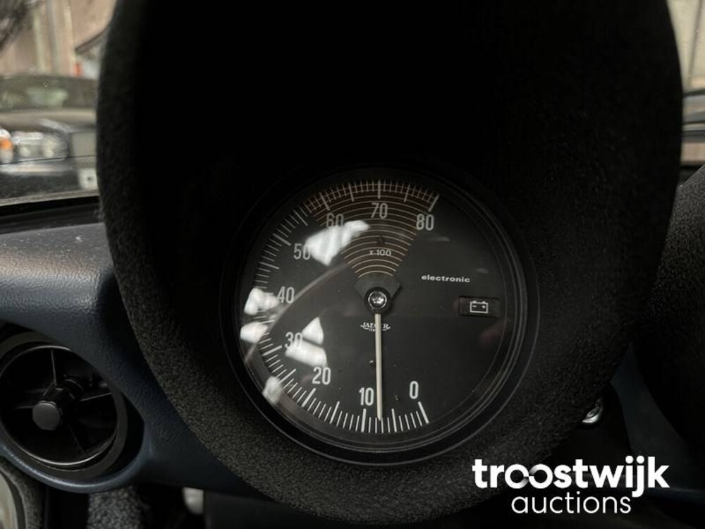 Alfa Romeo Spider 2.0 Veloce 128pk 1984, JD-XP-73