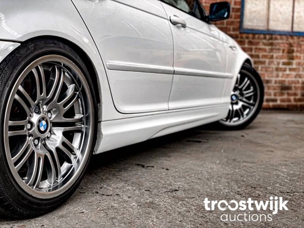 BMW 330i M-Sport Executive E46 SMG 231pk 2003 -Youngtimer-