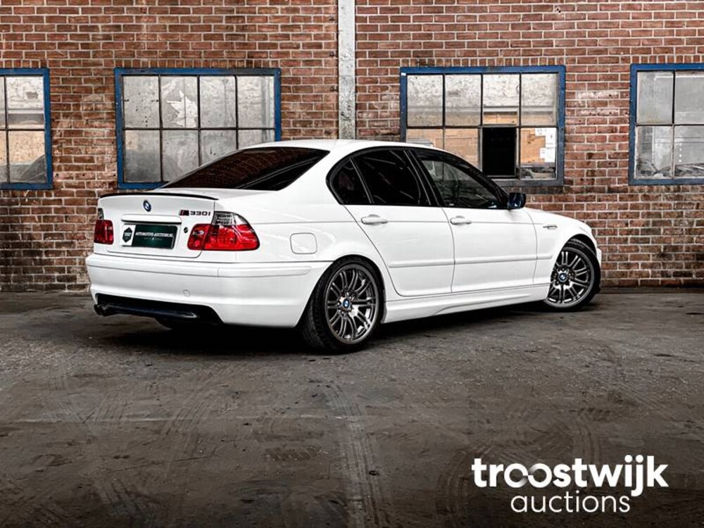 BMW 330i M-Sport Executive E46 SMG 231pk 2003 -Youngtimer-