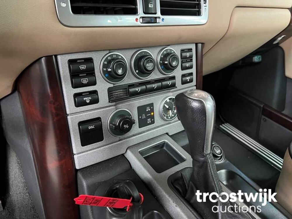 Land Rover Range Rover Vogue 4.4 V8 286pk 2005 -Orig. NL-, 37-RB-NX -Youngtimer-