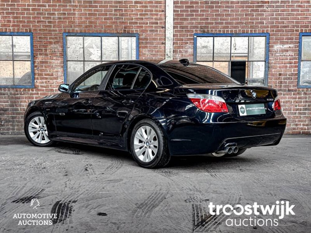 BMW 530i M-Sport Executive E60 258pk 2006 -Youngtimer-