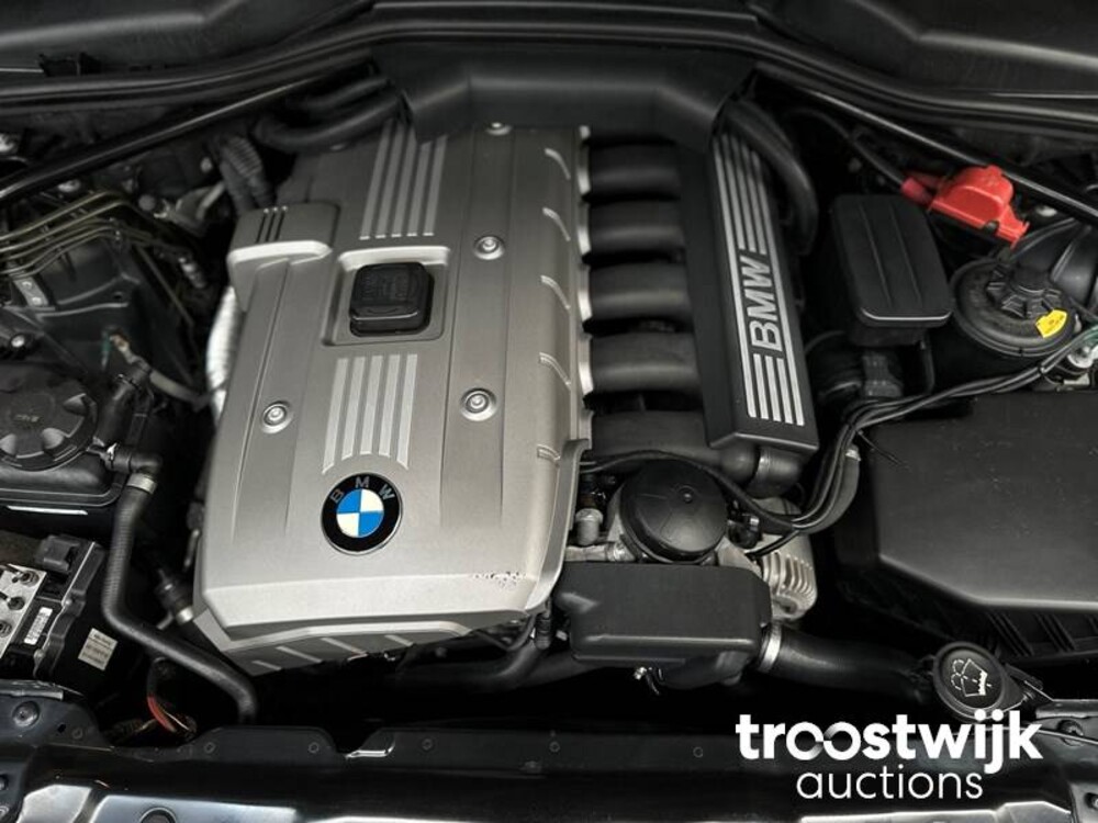 BMW 530i M-Sport Executive E60 258pk 2006 -Youngtimer-