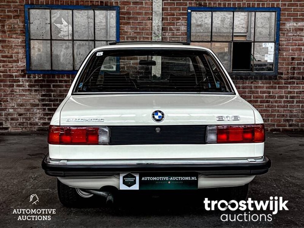 BMW 318 E21  98pk 1977, 80-YA-62