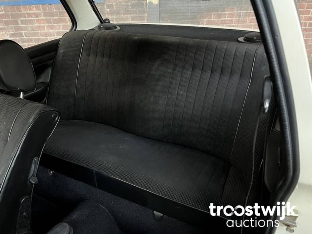 BMW 318 E21  98pk 1977, 80-YA-62