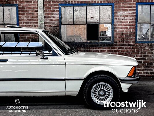 BMW 318 E21  98pk 1977, 80-YA-62