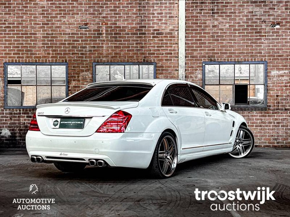 Mercedes-Benz S600 Lang 5.5 V12 517pk 2007 Night View -Youngtimer-