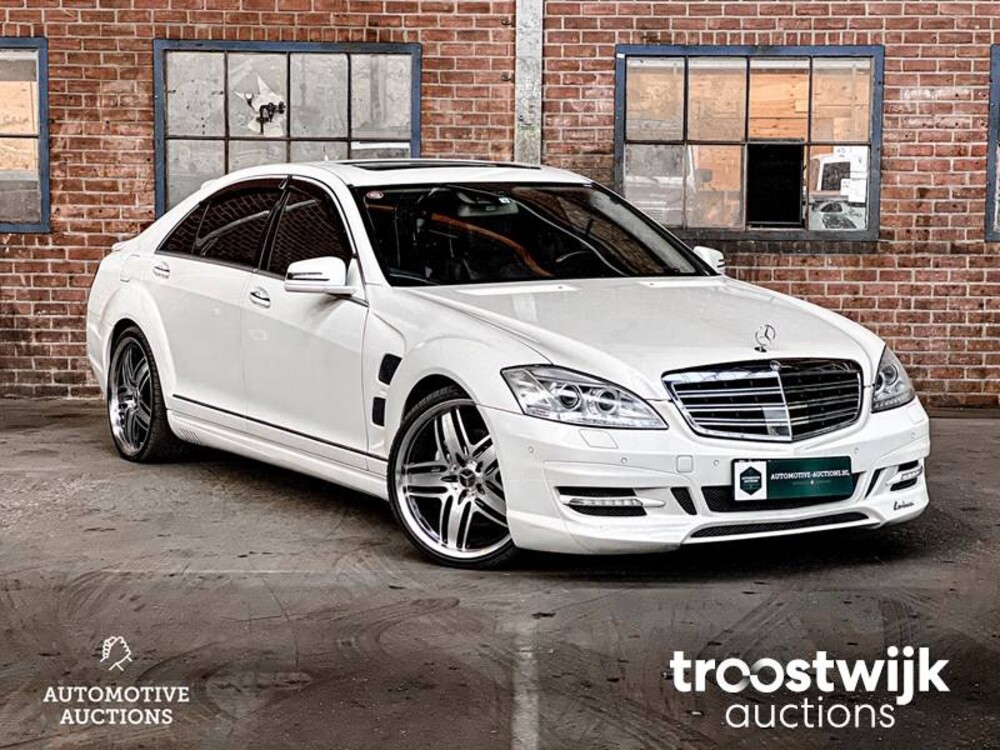 Mercedes-Benz S600 Lang 5.5 V12 517pk 2007 Night View -Youngtimer-