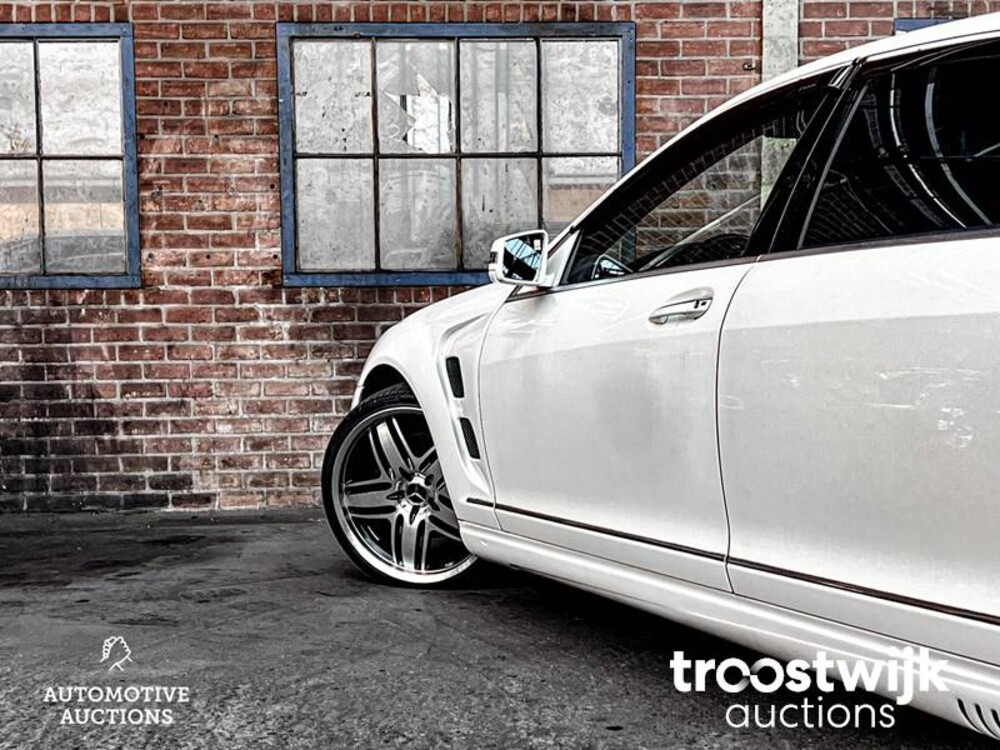 Mercedes-Benz S600 Lang 5.5 V12 517pk 2007 Night View -Youngtimer-