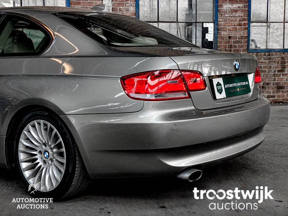 BMW 320i Coupe 163pk 3-Serie 2007