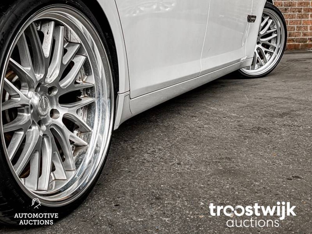 BMW 750Li  F02 4.4 7-serie 407pk 2010