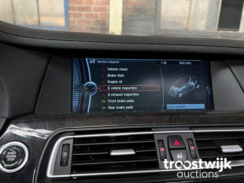 BMW 750Li  F02 4.4 7-serie 407pk 2010