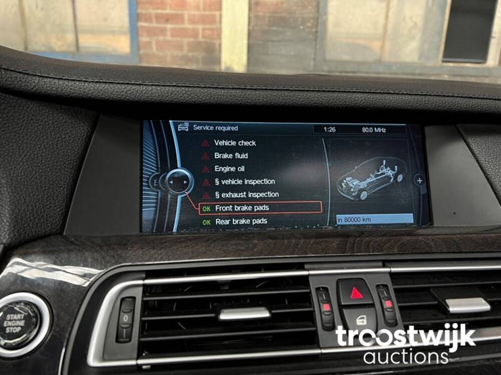 BMW 750Li  F02 4.4 7-serie 407pk 2010