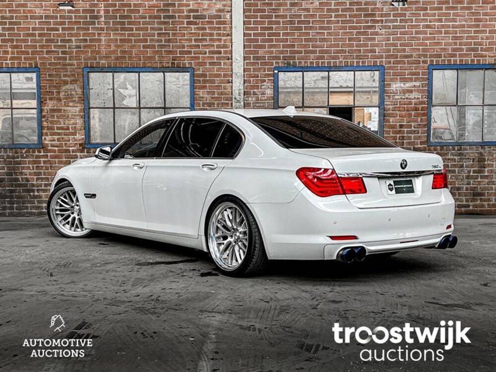 BMW 750Li  F02 4.4 7-serie 407pk 2010