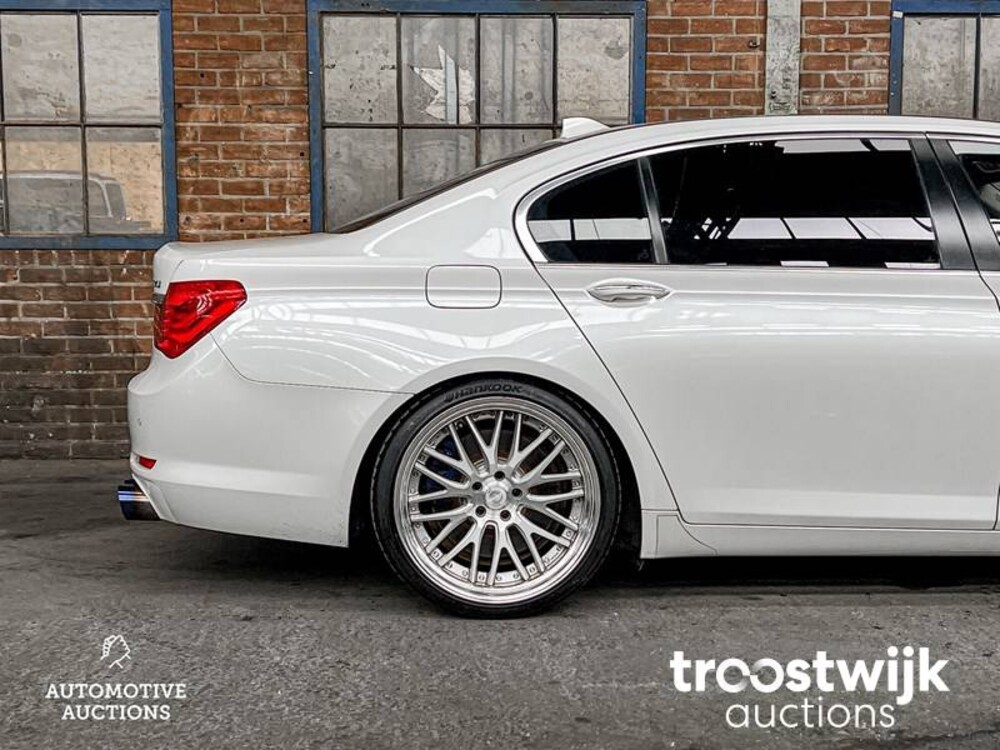 BMW 750Li  F02 4.4 7-serie 407pk 2010