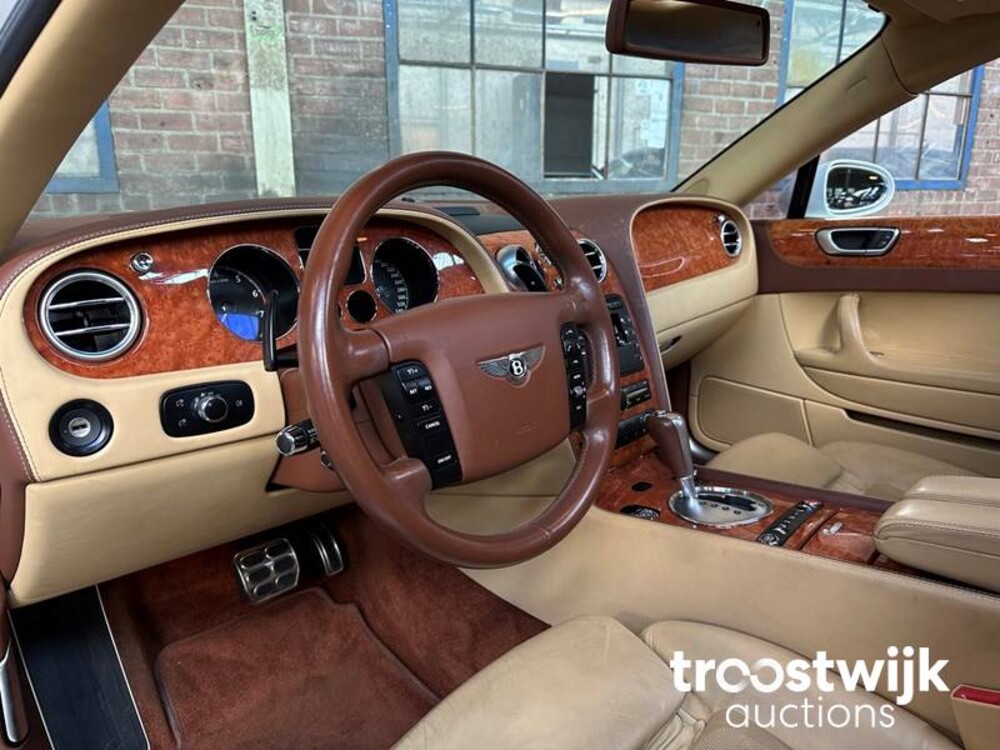 Bentley Continental Flying Spur 6.0 W12 560PK 2007 -Youngtimer