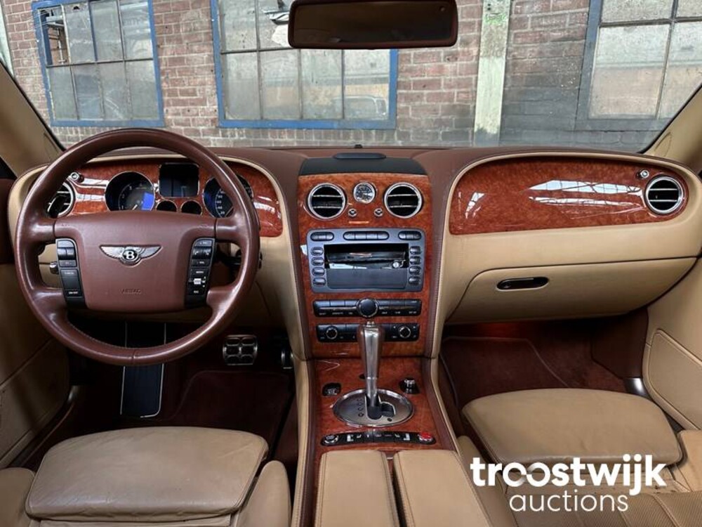 Bentley Continental Flying Spur 6.0 W12 560PK 2007 -Youngtimer