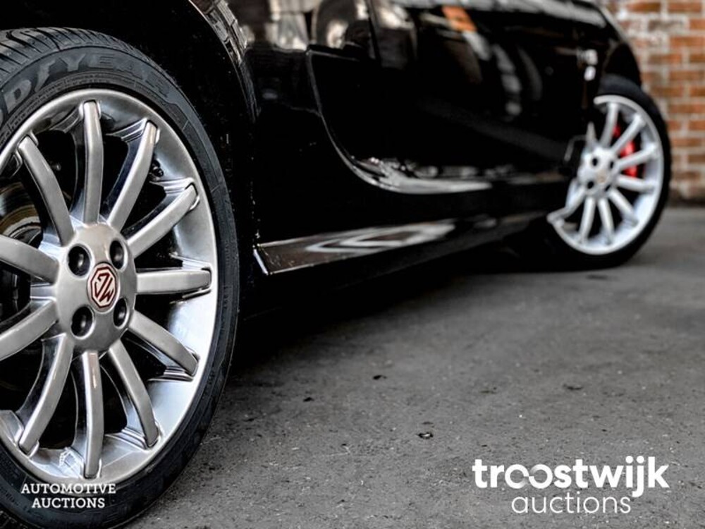 MG FT 1.8l Cabriolet 80th Anniversary Edition 1/1600 136pk 2004 -Org. NL- NIEUW