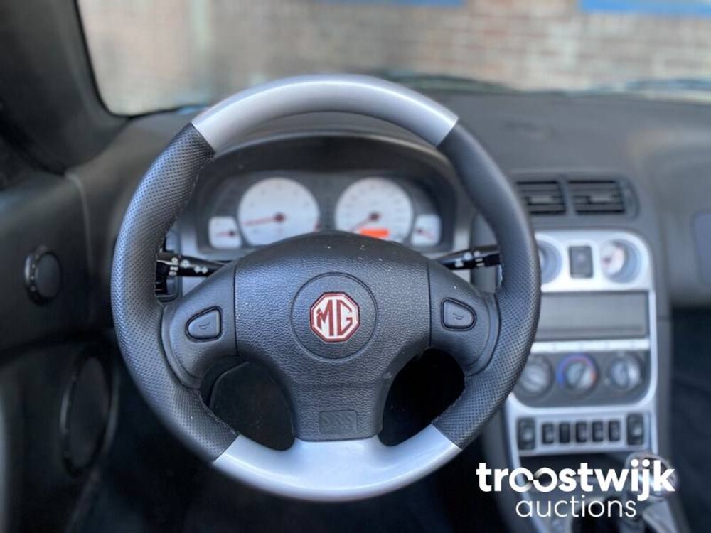 MG FT 1.8l Cabriolet 80th Anniversary Edition 1/1600 136pk 2004 -Org. NL- NIEUW