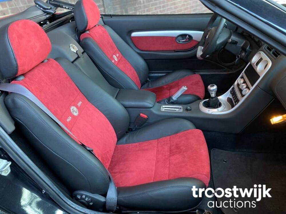 MG FT 1.8l Cabriolet 80th Anniversary Edition 1/1600 136pk 2004 -Org. NL- NIEUW
