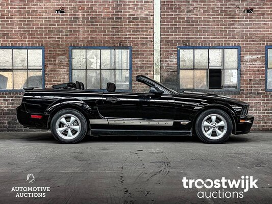 Ford Mustang Cabriolet 4.0 V6 Cabriolet 209pk 2007 -Youngtimer-