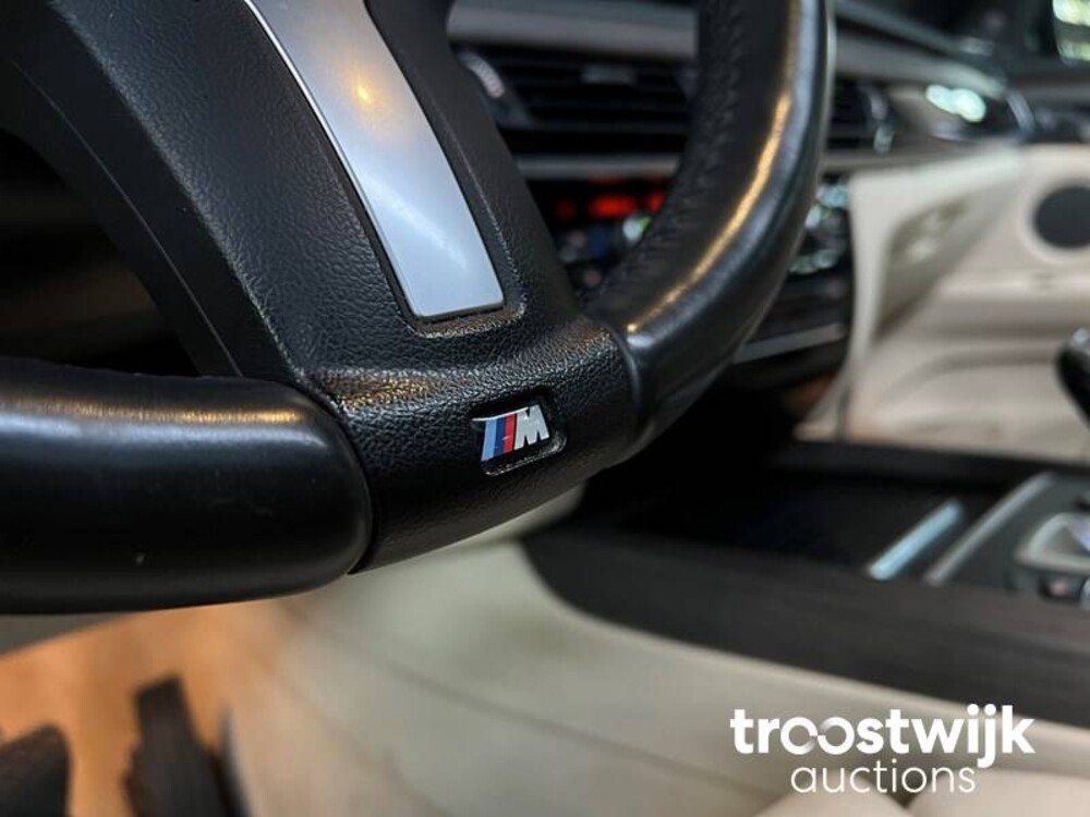 BMW X5 xDrive30d High Executive 258pk 2014 M-Sport 7-Zits Panoramadak - Trekhaak, XF-067-S